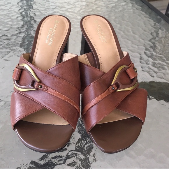 Natualizer Pia Sandals - Picture 3 of 6
